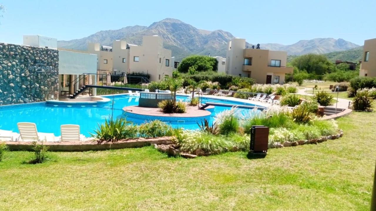 Apart Hotel Los Alazanes Капилья-дель-Монте Экстерьер фото